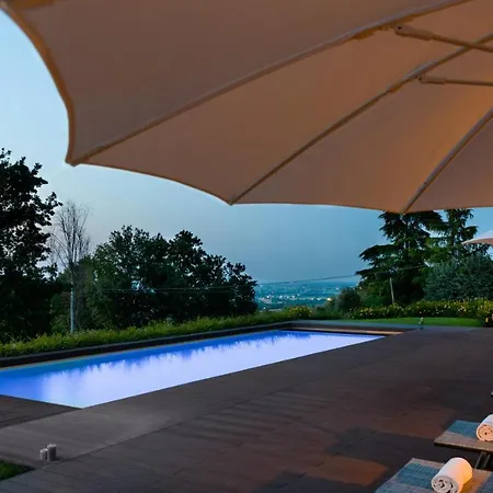 Pergola 8, Emma Villa *