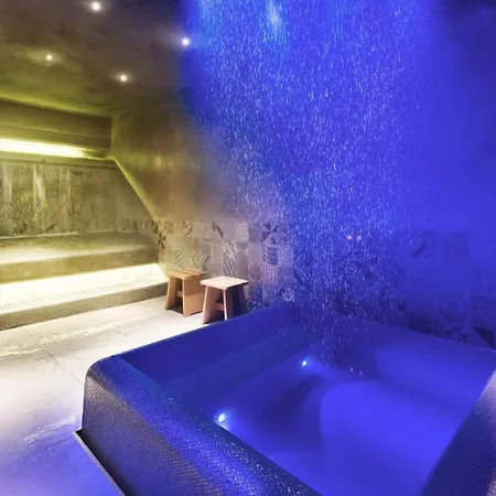 Pergola 8, Emma Villa *