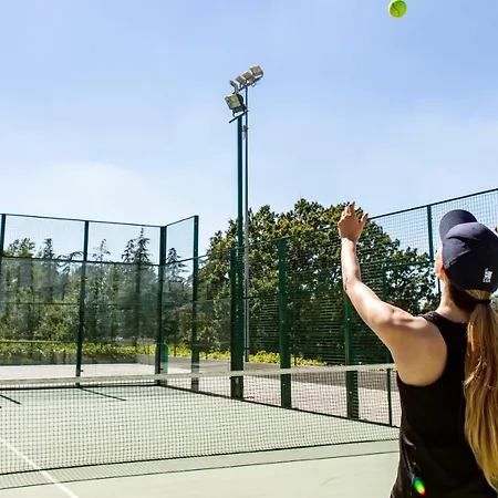 Pergola 8, Emma Villa Bologna