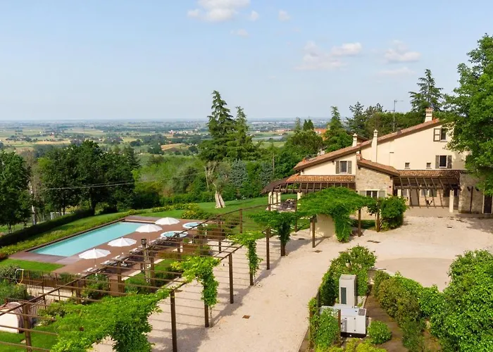 Villa Pergola 8, Emma