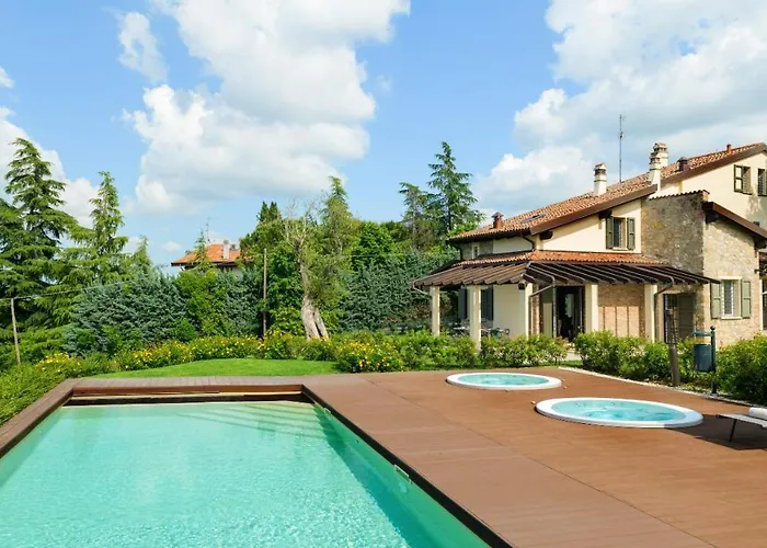 Pergola 8, Emma Villa