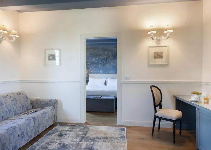 Villa Pergola 8, Emma Bologne