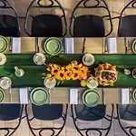 Pergola 8, Emma Vila *